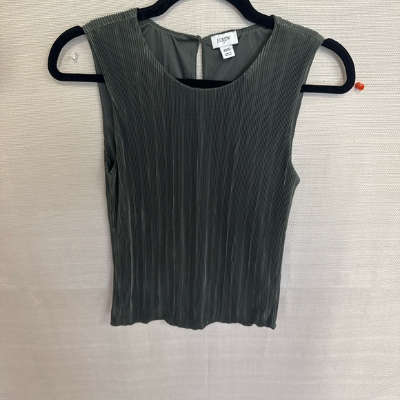 J. Crew Tops - J. Crew Green Ribbed Fitted Tank Top